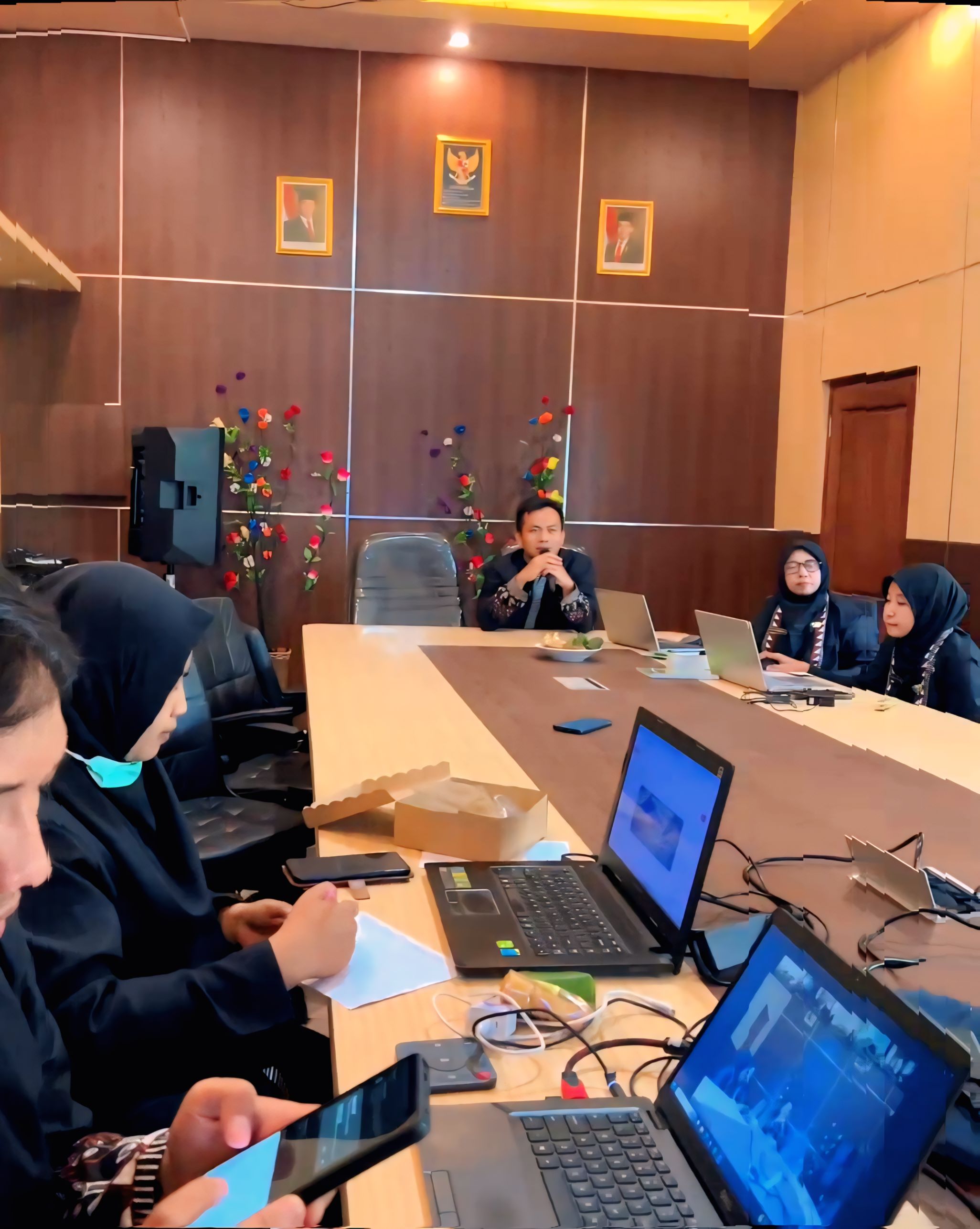 Sekolah Lapang Iklim Hari ke-4: Petani Bojonegoro Dibekali Simulasi Akses Informasi Cuaca dan Pemahaman Iklim Ekstrem