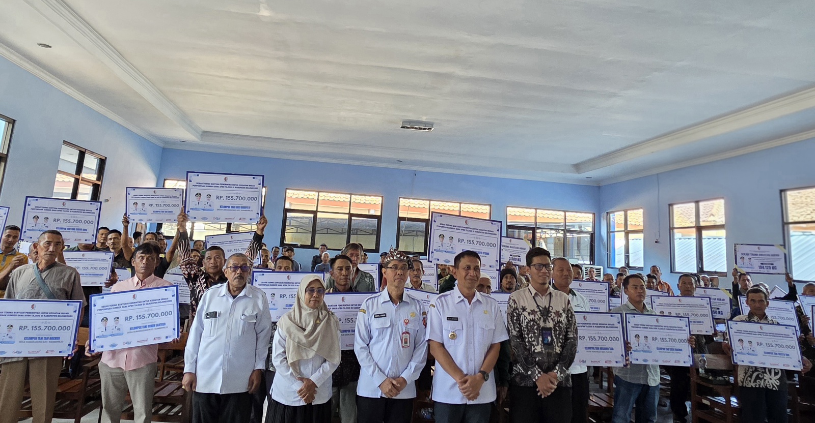 Dukung Swasembada Pangan, Pemkab Bojonegoro Melalui Dinas Ketahan Pangan dan Pertanian Serahkan Bantuan Sarana Prasarana dan Perlindungan Tanaman TA 2026