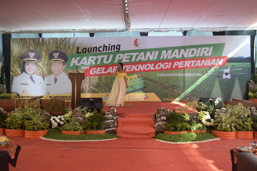 LAUNCHING KARTU PETANI MANDIRI (KPM)