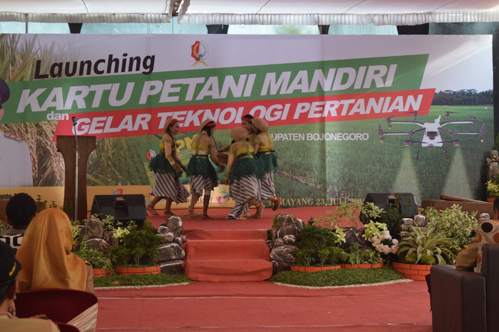 LAUNCHING KARTU PETANI MANDIRI (KPM)