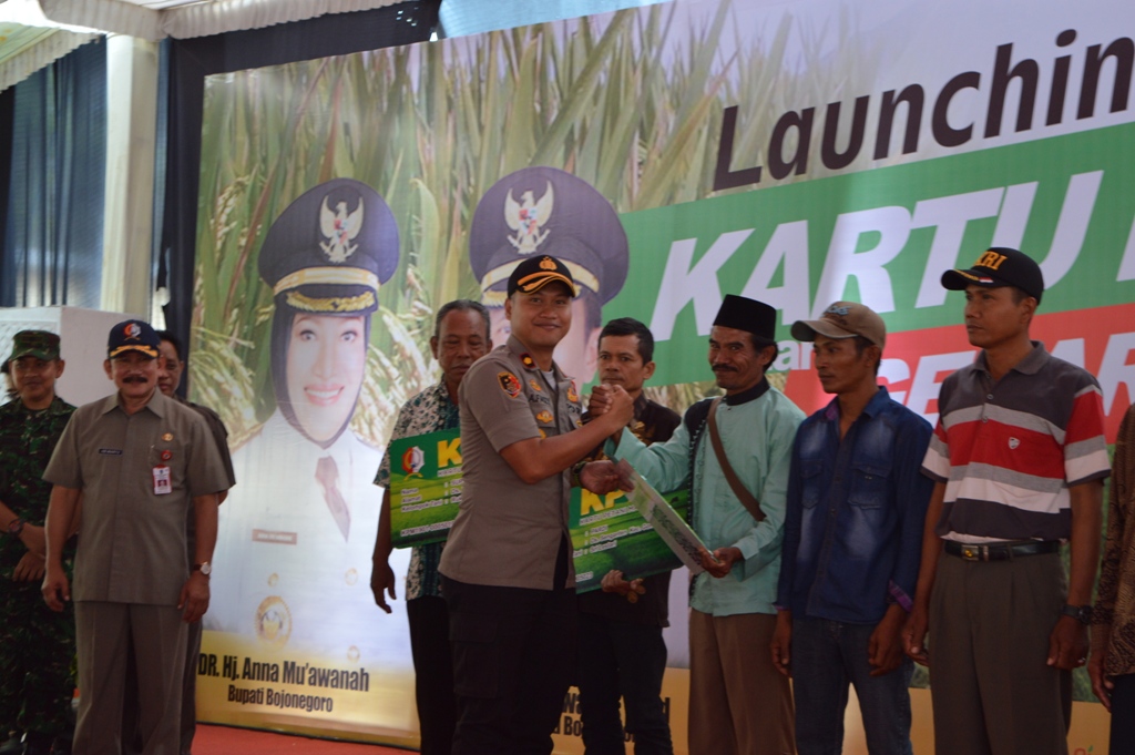 LAUNCHING KARTU PETANI MANDIRI (KPM)
