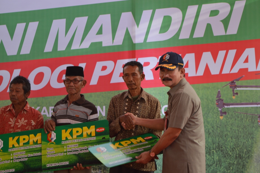 LAUNCHING KARTU PETANI MANDIRI (KPM)